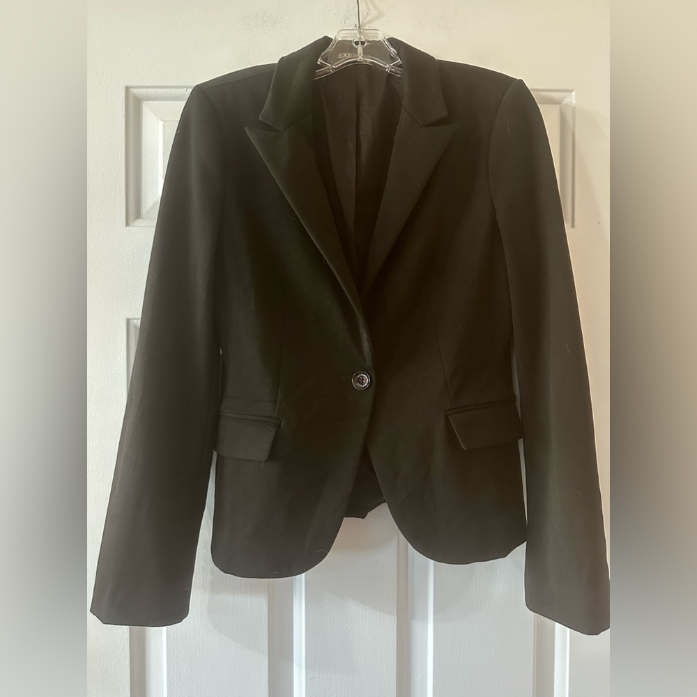 Express Classic Black Women's Single-Button Blazer. Size 8.